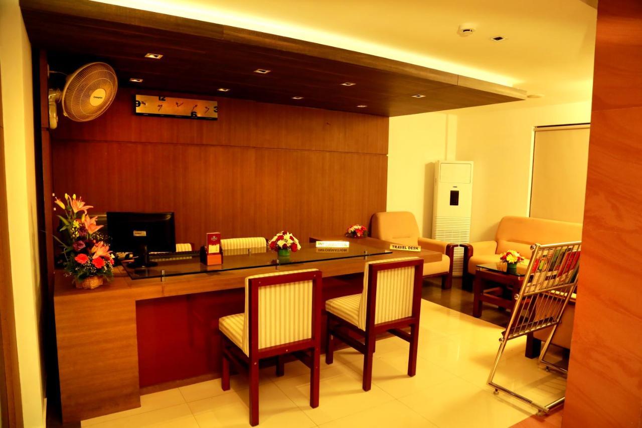 Hotel De Grand Kozhikode Dış mekan fotoğraf