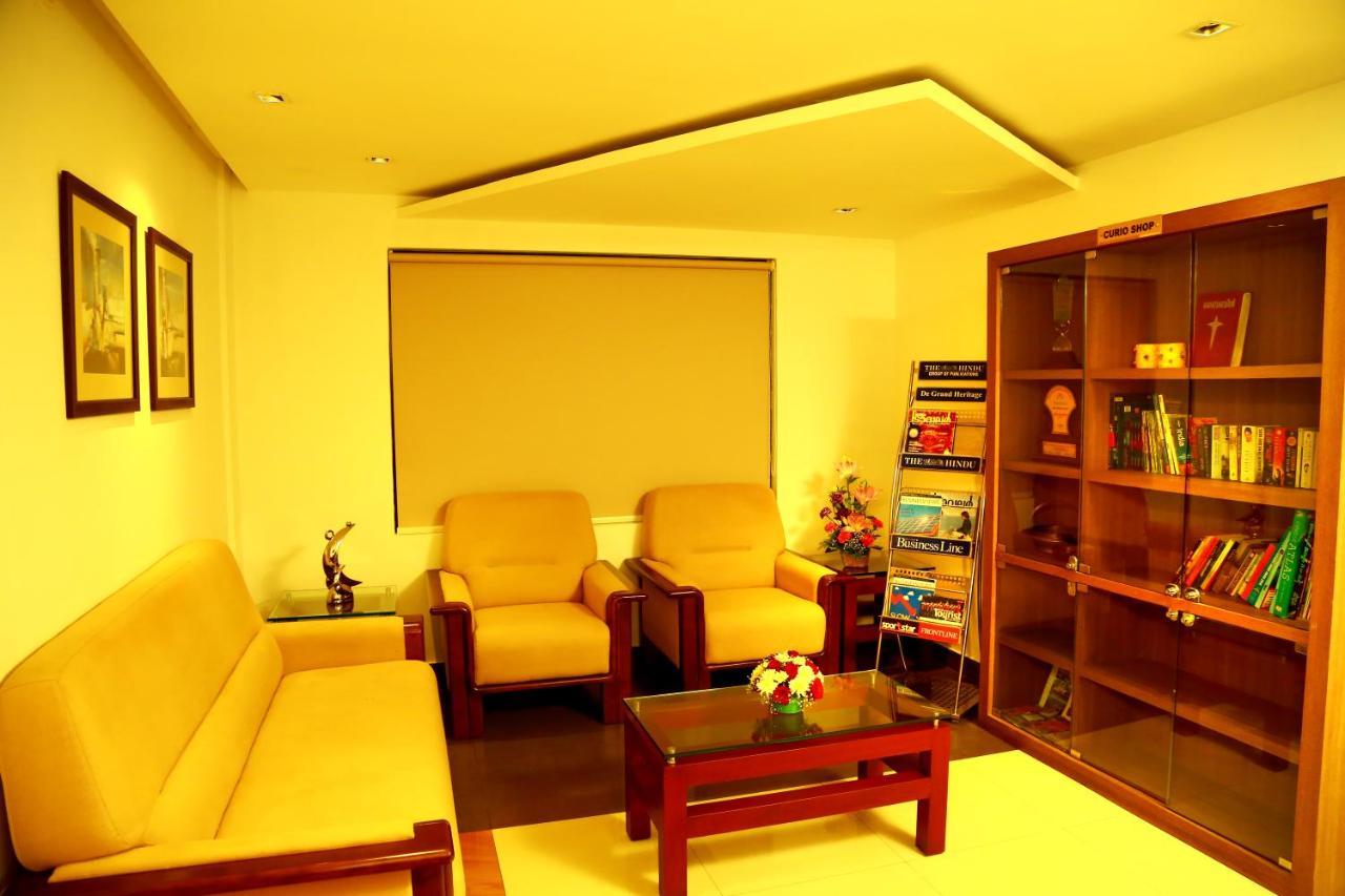 Hotel De Grand Kozhikode Dış mekan fotoğraf