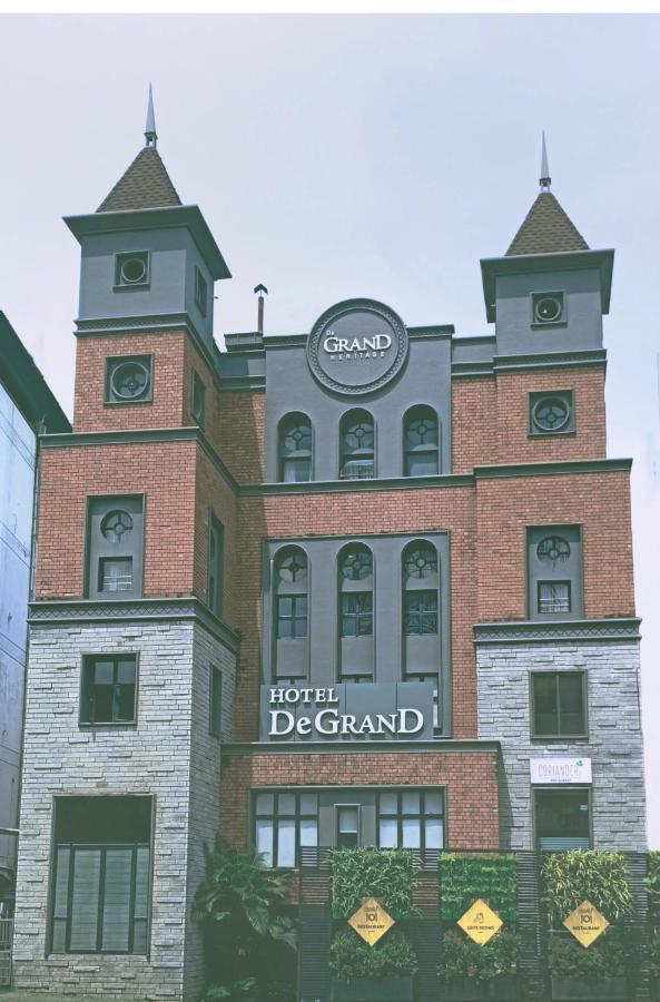 Hotel De Grand Kozhikode Dış mekan fotoğraf