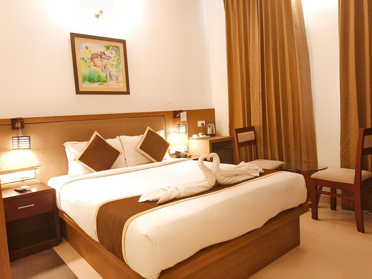 Hotel De Grand Kozhikode Dış mekan fotoğraf
