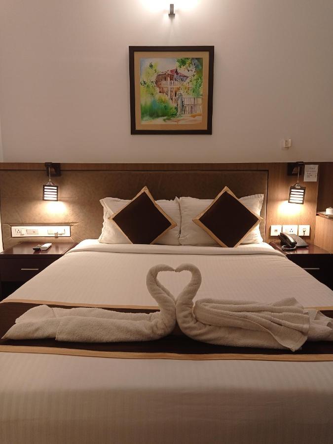 Hotel De Grand Kozhikode Dış mekan fotoğraf