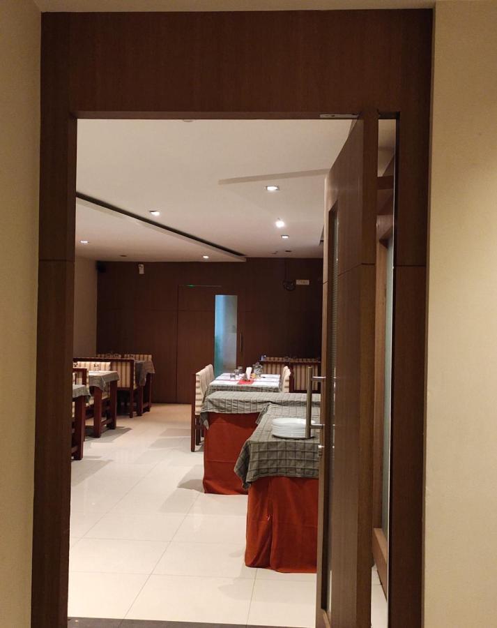 Hotel De Grand Kozhikode Dış mekan fotoğraf