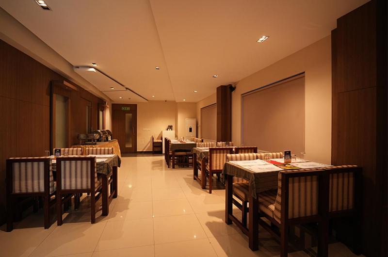 Hotel De Grand Kozhikode Dış mekan fotoğraf
