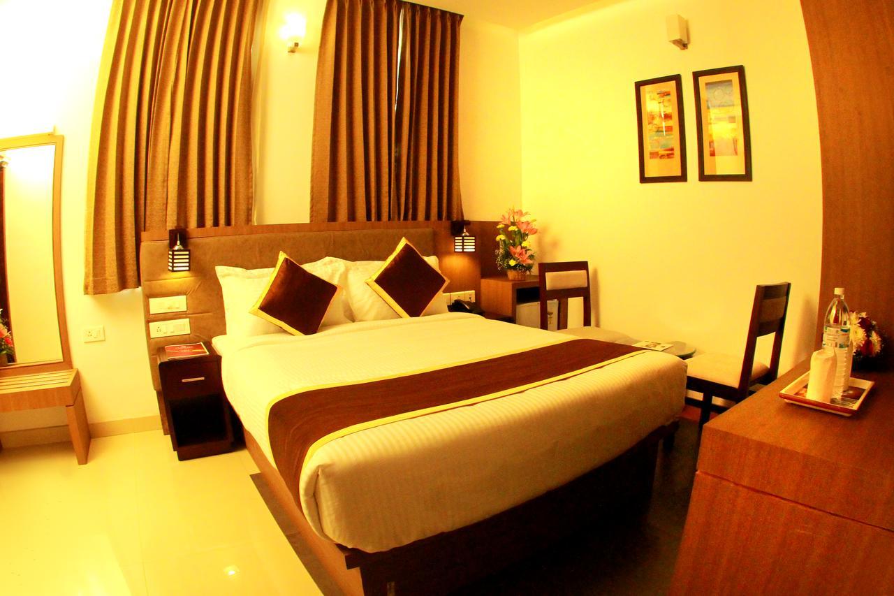 Hotel De Grand Kozhikode Dış mekan fotoğraf